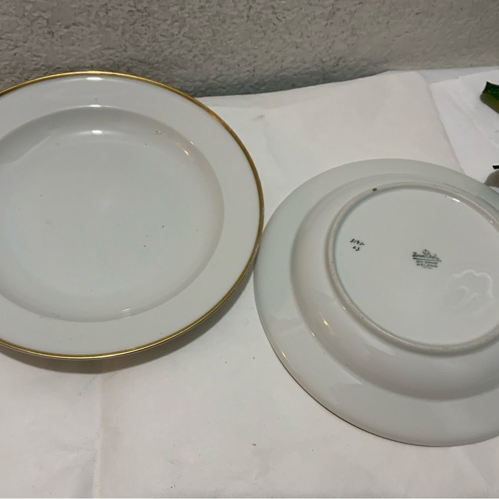 Set of 2 Salad Plates 9” Rosenthal Helena Shape White w/ Gold Trim G15 - Picture 6 of 10